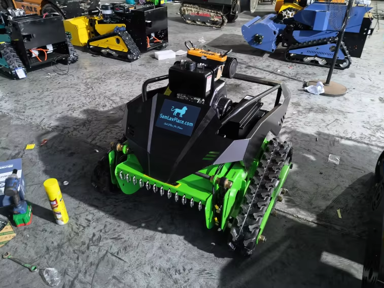 Trinciaerba radiocomandato da 55cm con coltelli a Y